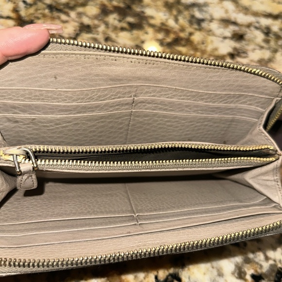 Prada zip wallet in gray - Picture 3 of 6